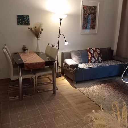 Jasmin Arkadia Apartamento Varsóvia Exterior foto