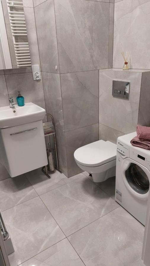 Jasmin Arkadia Apartamento Varsóvia Exterior foto