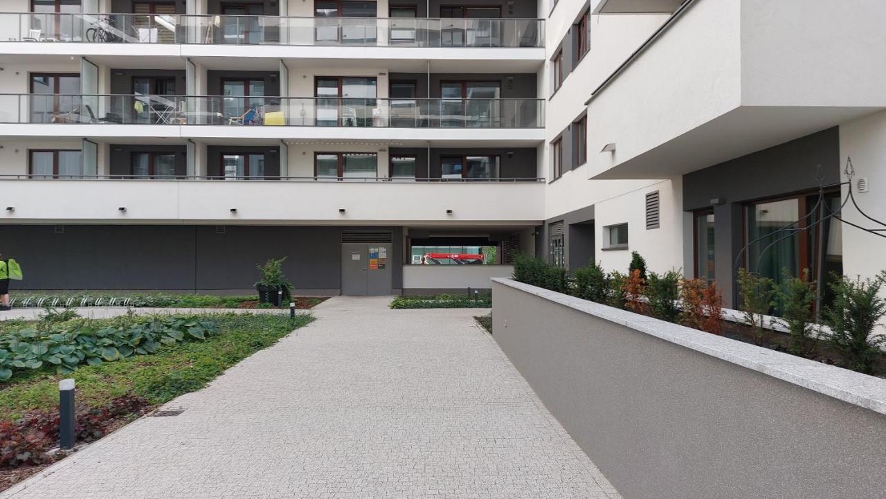 Jasmin Arkadia Apartamento Varsóvia Exterior foto